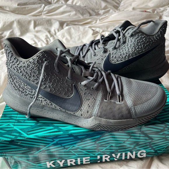 kyrie 3 gray